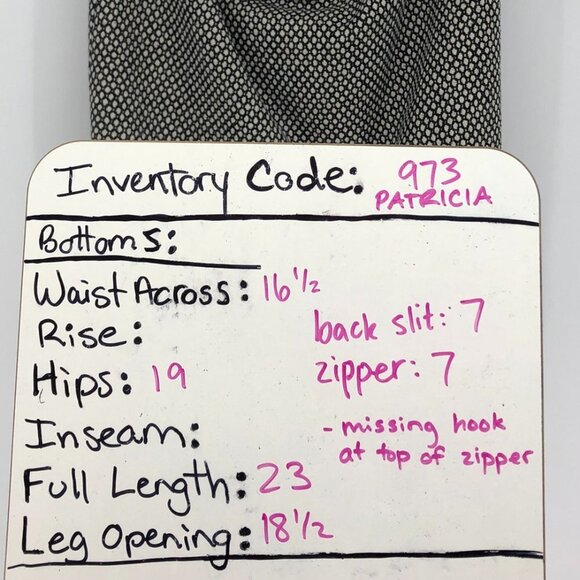 Lord & Taylor Black + white geometric print acrylic knit pencil skirt size 6 - Picture 12 of 13